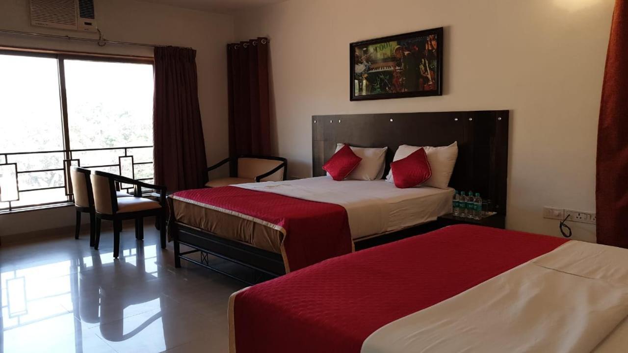 Resort Silver Hills Lonavala Exteriér fotografie