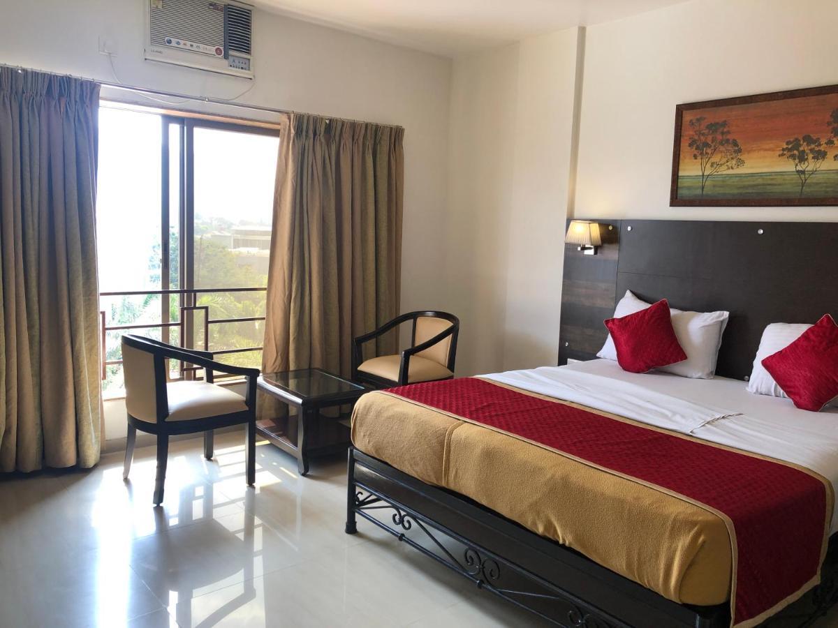 Resort Silver Hills Lonavala Exteriér fotografie