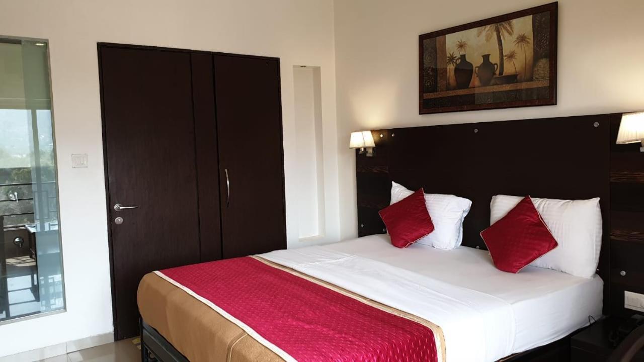 Resort Silver Hills Lonavala Exteriér fotografie